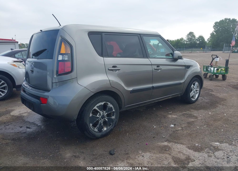 2011 KIA SOUL VIN: KNDJT2A21B7216232