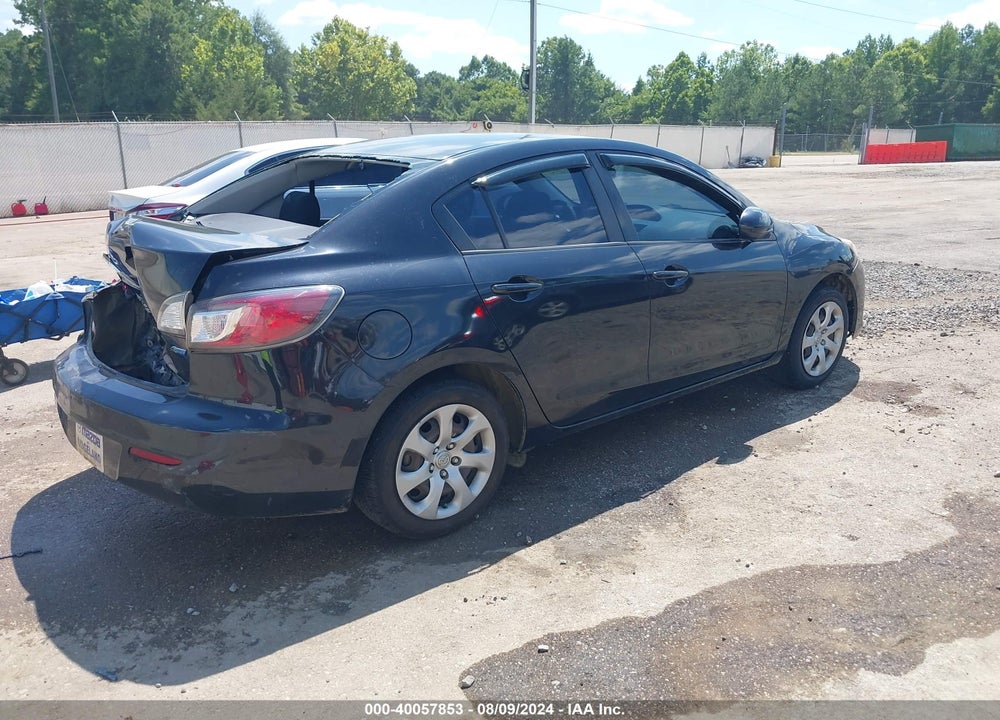 2013 MAZDA MAZDA3 VIN: JM1BL1U75D1845049