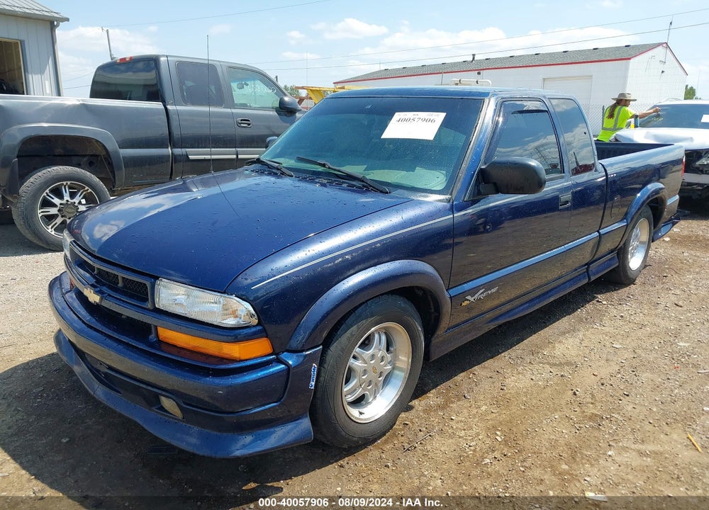 2000 CHEVROLET S-10 LS VIN: 1GCCS19W1Y8283607