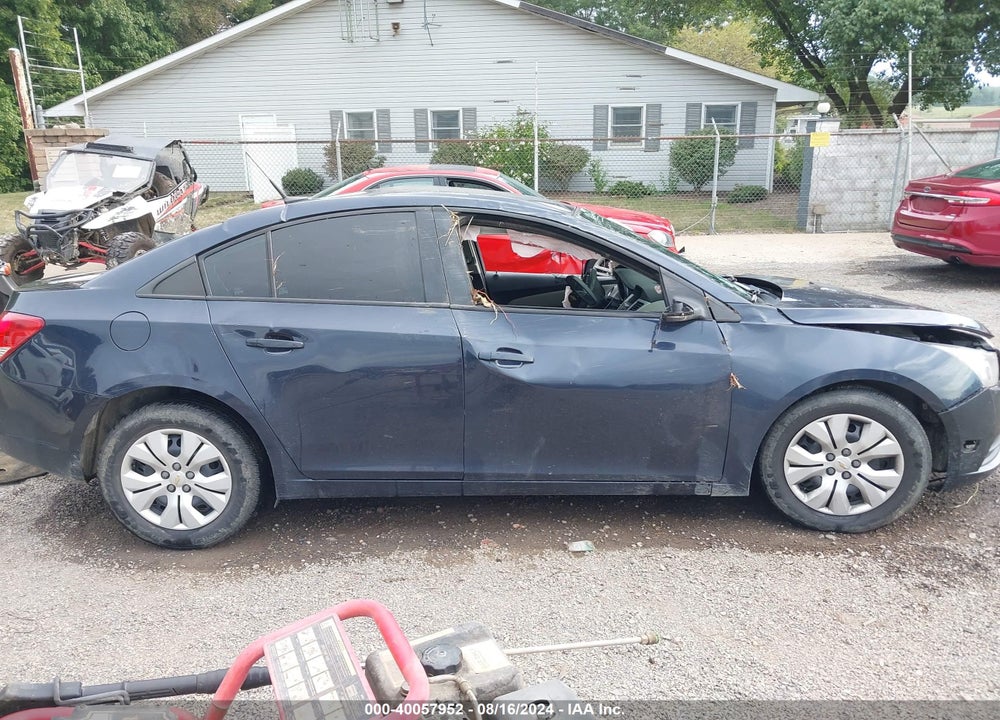 2014 CHEVROLET CRUZE LS AUTO VIN: 1G1PA5SH5E7435809