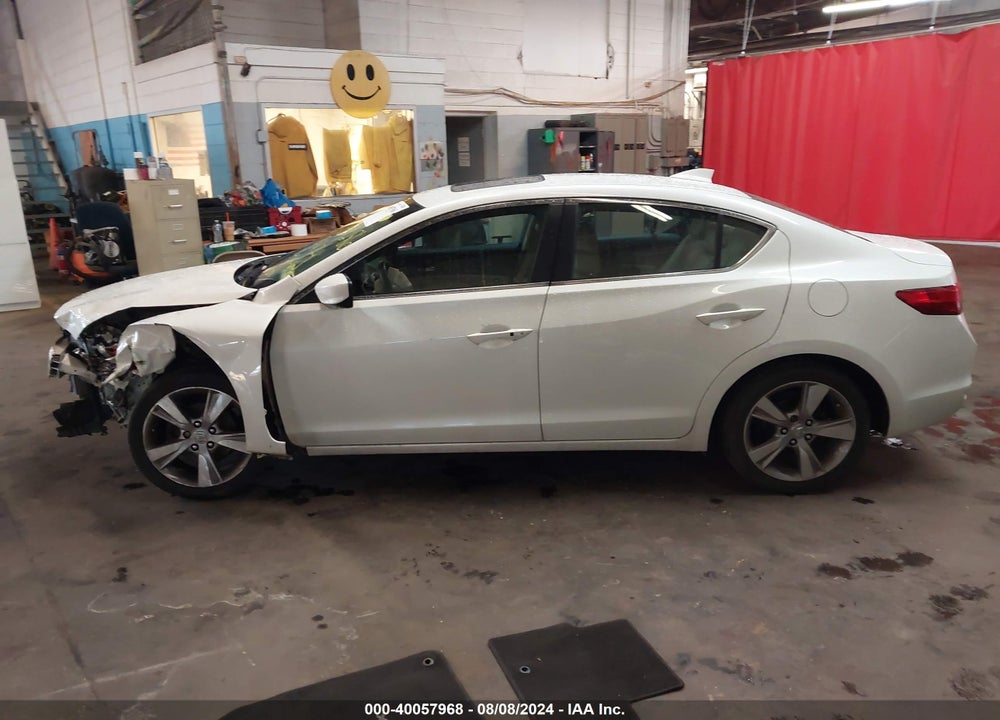 2014 ACURA ILX VIN: 19VDE1F72EE005043