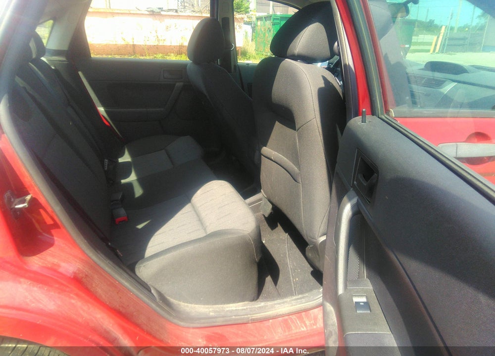 2009 FORD FOCUS SE VIN: 1FAHP35N99W184018