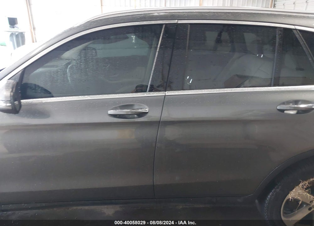 2019 MERCEDES-BENZ GLC 300 VIN: WDC0G4JB1KF594868