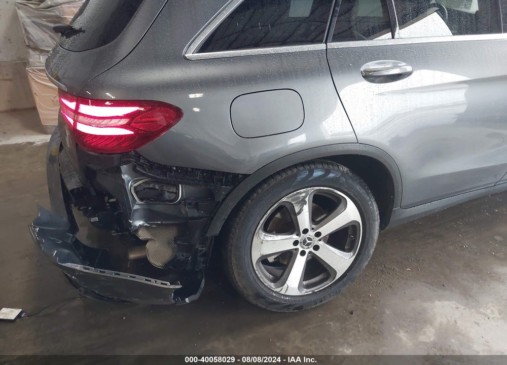 2019 MERCEDES-BENZ GLC 300 VIN: WDC0G4JB1KF594868