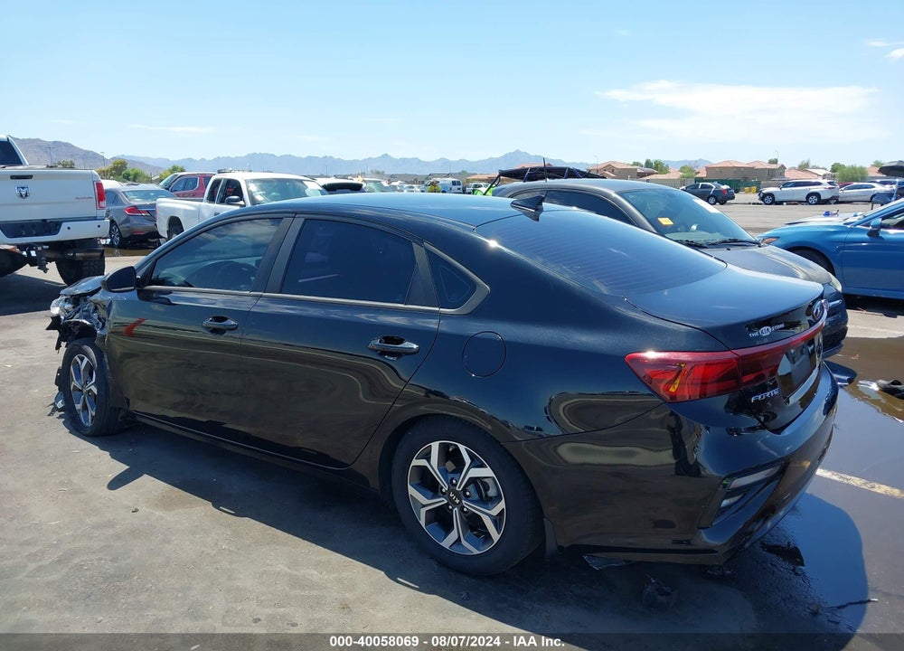 2020 KIA FORTE LXS VIN: 3KPF24AD7LE154195