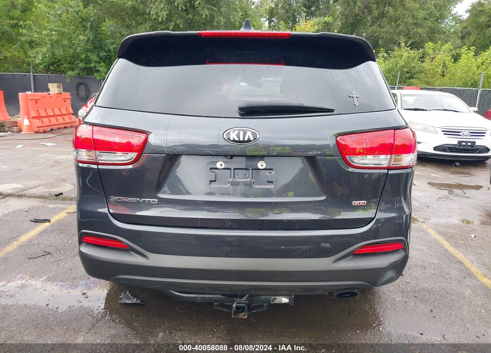 2018 KIA SORENTO 2.4L LX VIN: 5XYPGDA3XJG404493