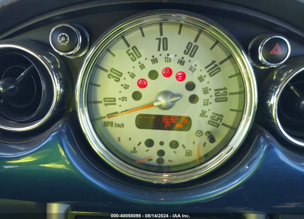 2007 MINI COOPER VIN: WMWRF33507TG16644