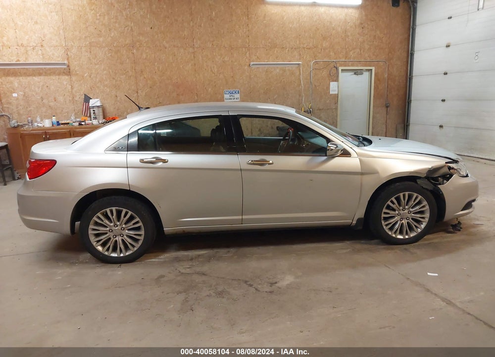 2011 CHRYSLER 200 LIMITED VIN: 1C3BC2FB0BN612133