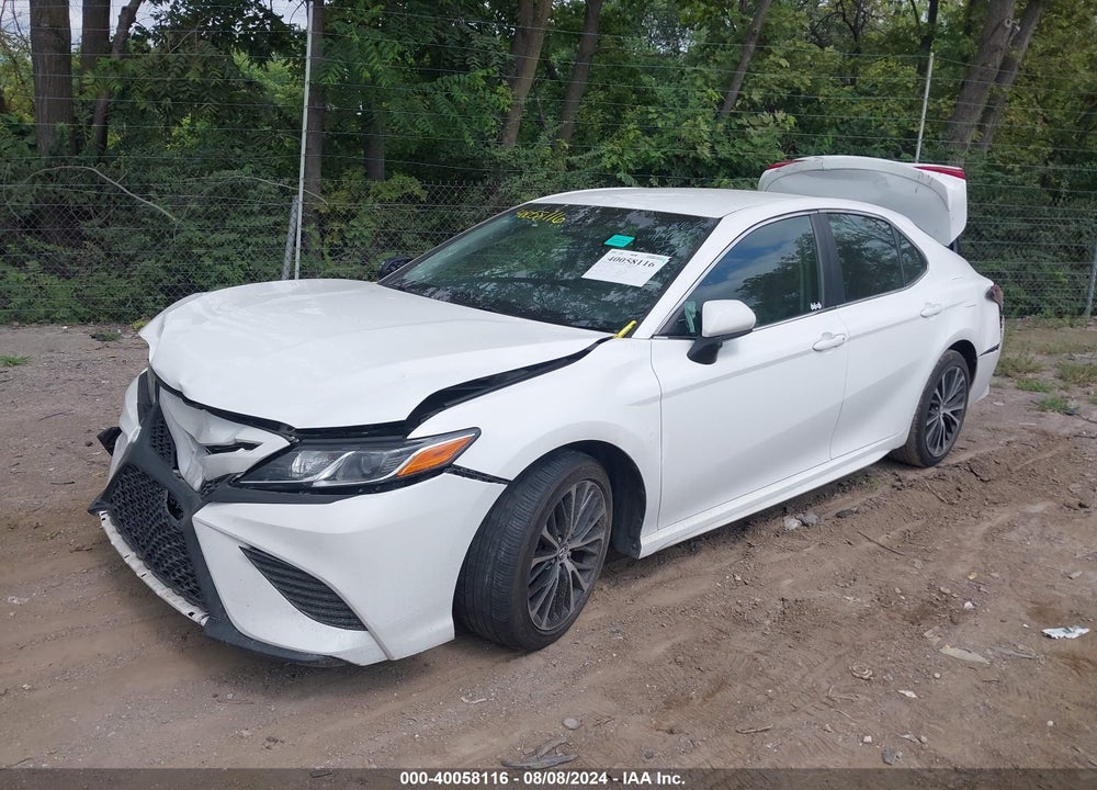 2018 TOYOTA CAMRY SE VIN: 4T1B11HK5JU036872