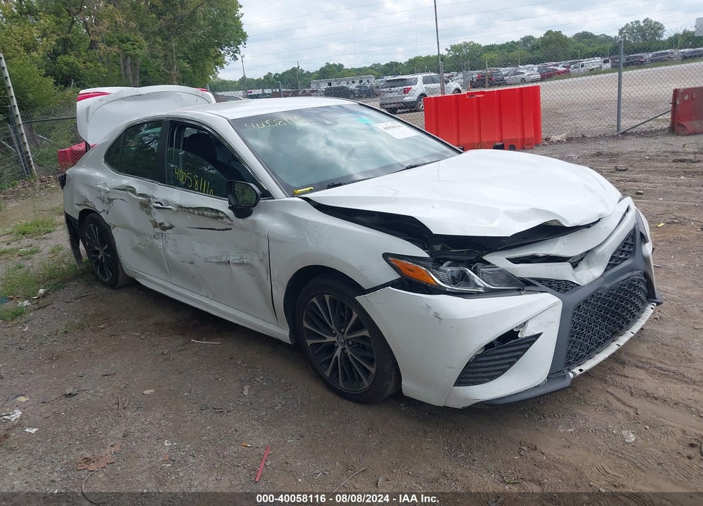 2018 TOYOTA CAMRY SE VIN: 4T1B11HK5JU036872