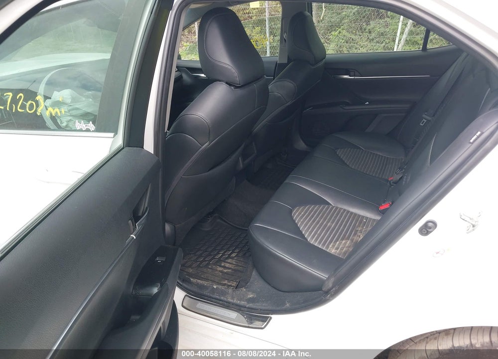 2018 TOYOTA CAMRY SE VIN: 4T1B11HK5JU036872