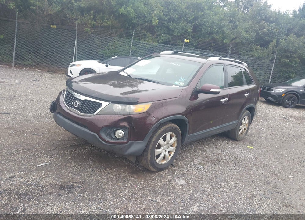 2011 KIA SORENTO LX VIN: 5XYKT4A10BG181077