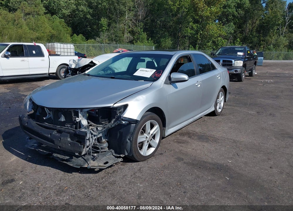 2013 TOYOTA CAMRY SE VIN: 4T1BF1FK7DU268964
