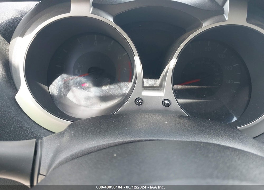 2015 NISSAN JUKE SV VIN: JN8AF5MR8FT505238