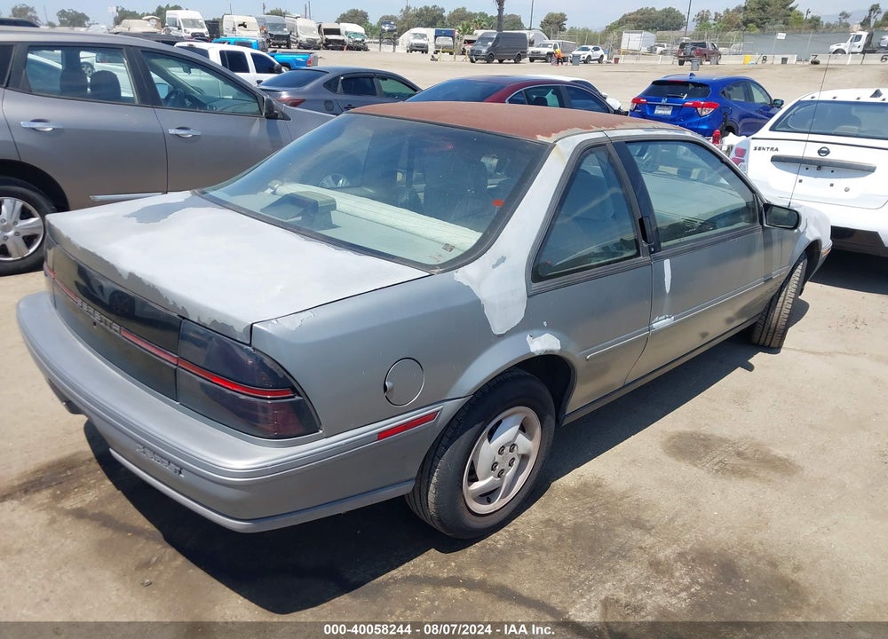 1996 CHEVROLET BERETTA VIN: 1G1LV1542TY157558