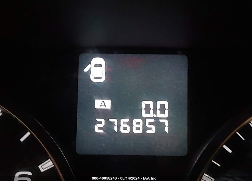 2010 SUBARU LEGACY 3.6R PREMIUM VIN: 4S3BMEC62A2210924