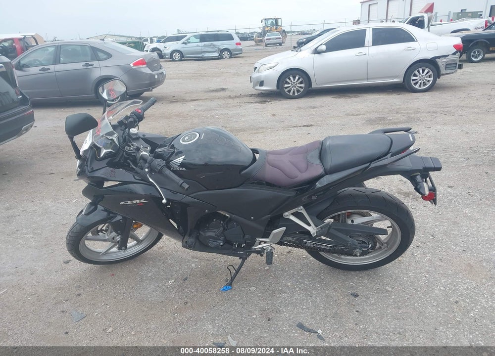 2012 HONDA CBX250 RA VIN: MLHMC4119C5201018