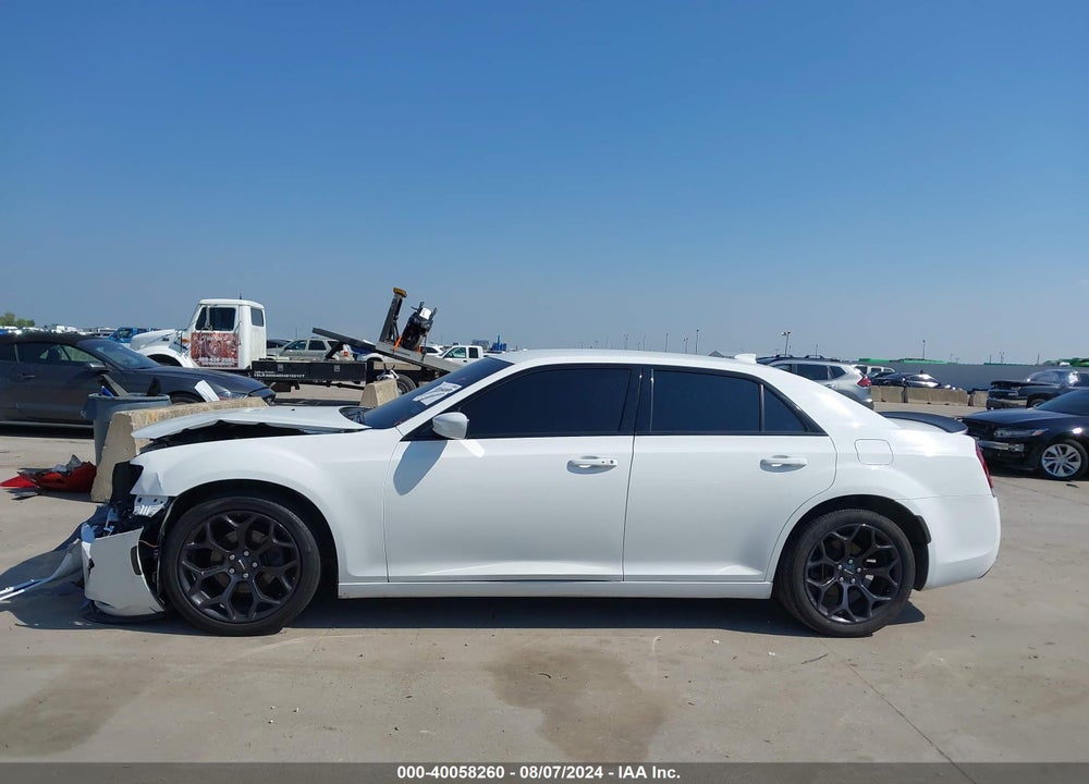 2019 CHRYSLER 300 300S VIN: 2C3CCABG4KH682775