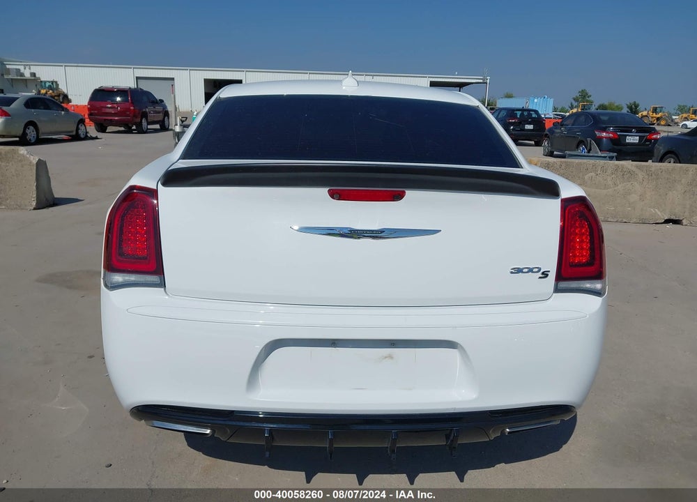2019 CHRYSLER 300 300S VIN: 2C3CCABG4KH682775