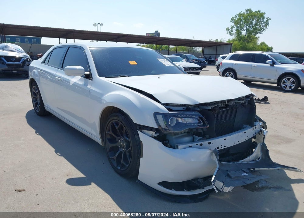 2019 CHRYSLER 300 300S VIN: 2C3CCABG4KH682775