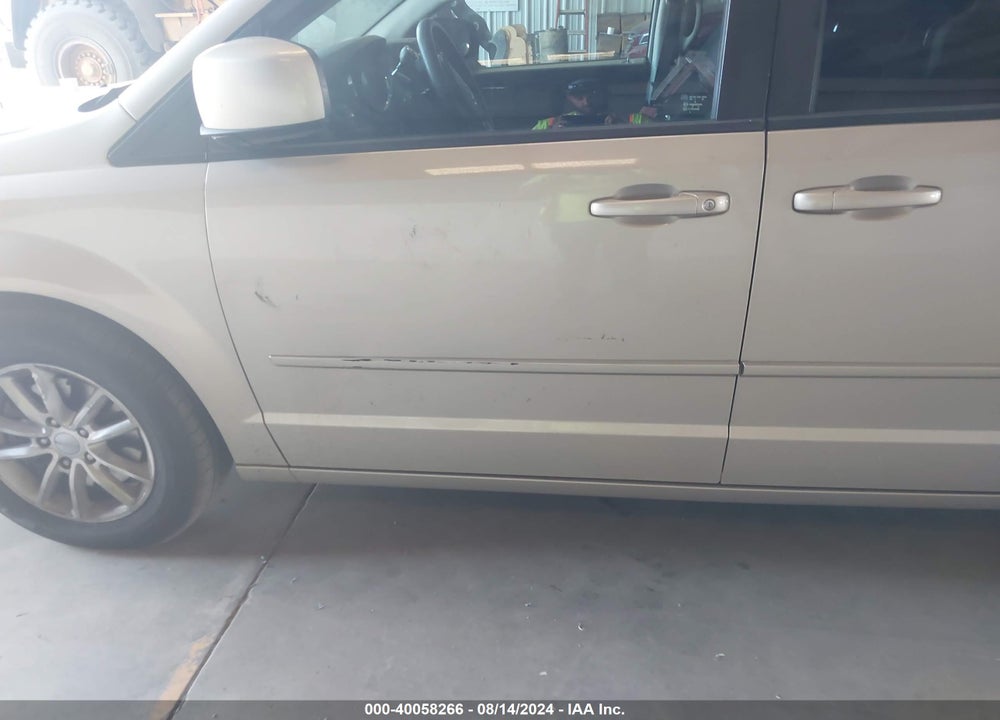 2015 DODGE GRAND CARAVAN SXT VIN: 2C4RDGCG5FR556753