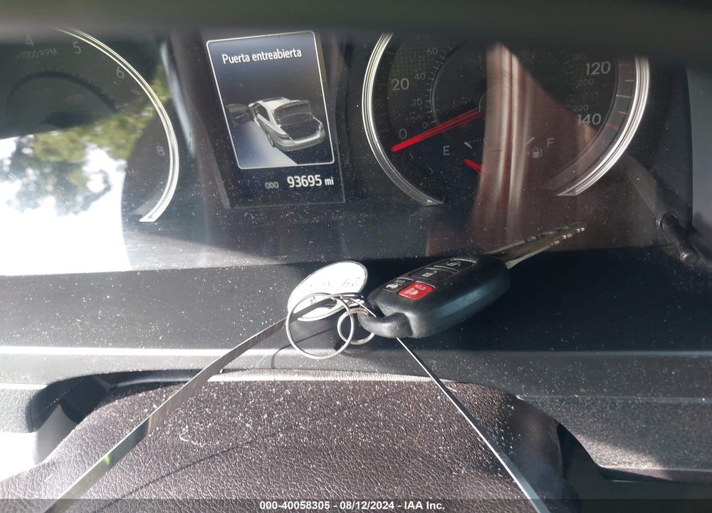2017 TOYOTA CAMRY SE VIN: 4T1BF1FK8HU304960