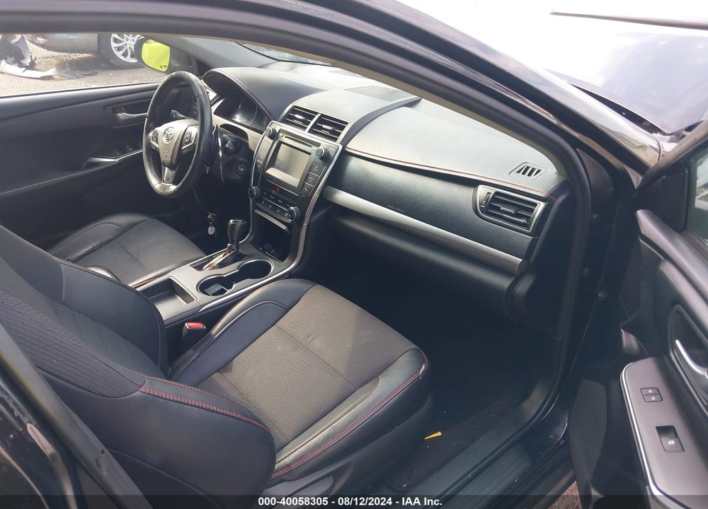 2017 TOYOTA CAMRY SE VIN: 4T1BF1FK8HU304960