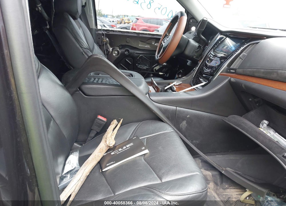 2016 CADILLAC ESCALADE LUXURY COLLECTION VIN: 1GYS4BKJ0GR107404