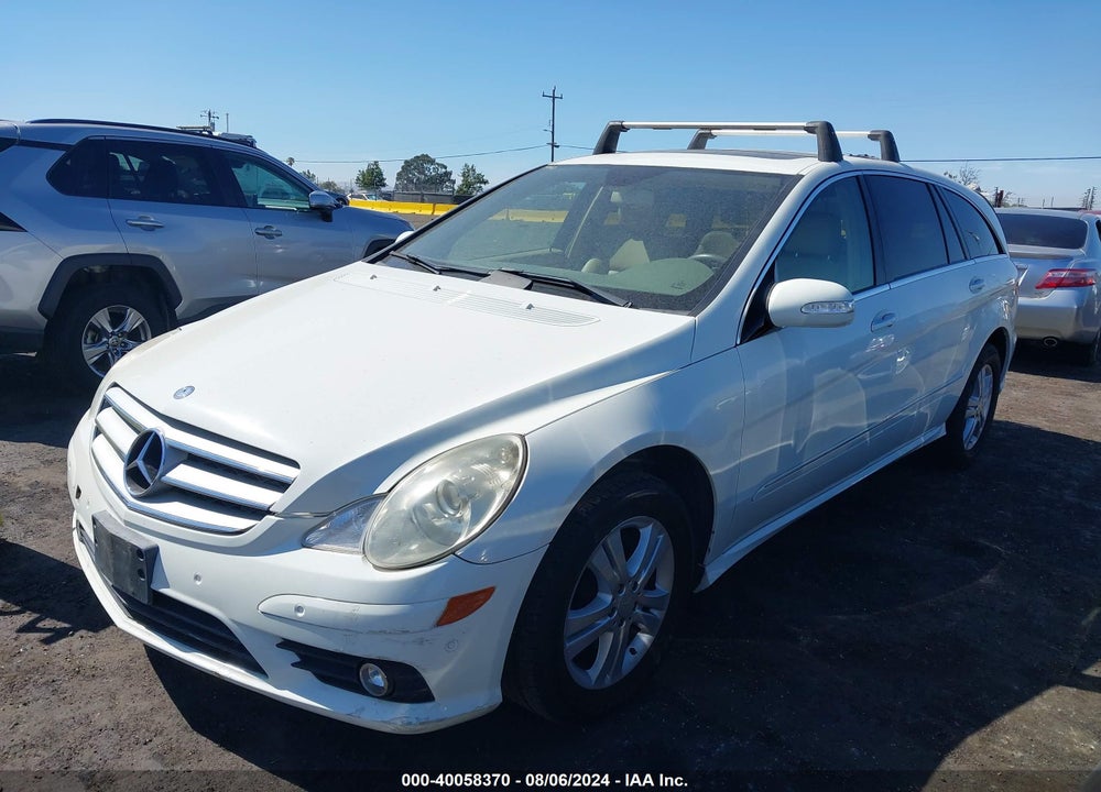 2008 MERCEDES-BENZ R 350 VIN: 4JGCB56E18A075511
