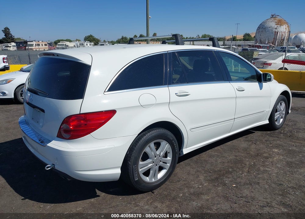 2008 MERCEDES-BENZ R 350 VIN: 4JGCB56E18A075511