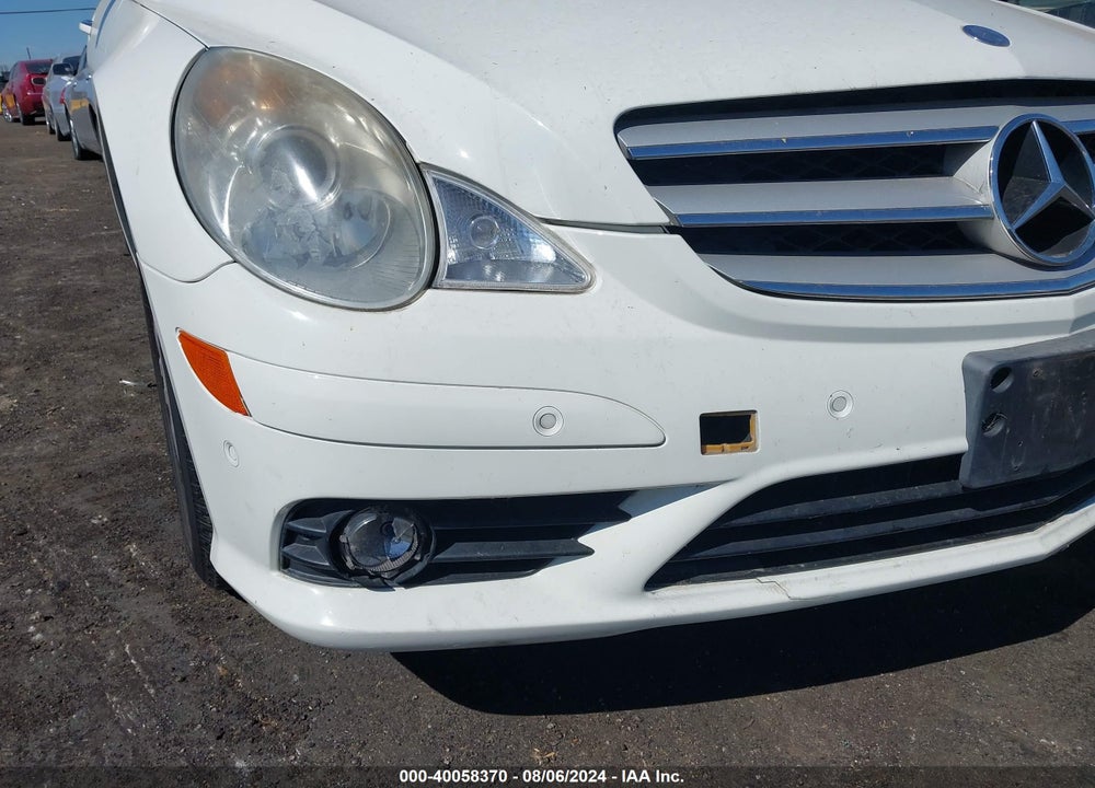 2008 MERCEDES-BENZ R 350 VIN: 4JGCB56E18A075511