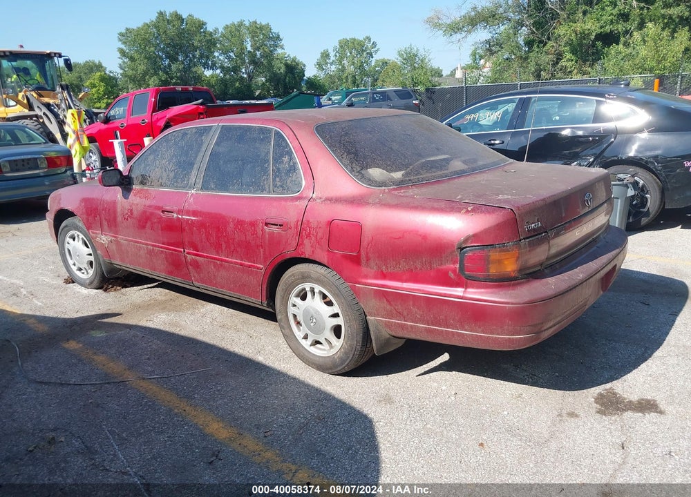 1994 TOYOTA CAMRY XLE VIN: JT2GK13E7R0035355