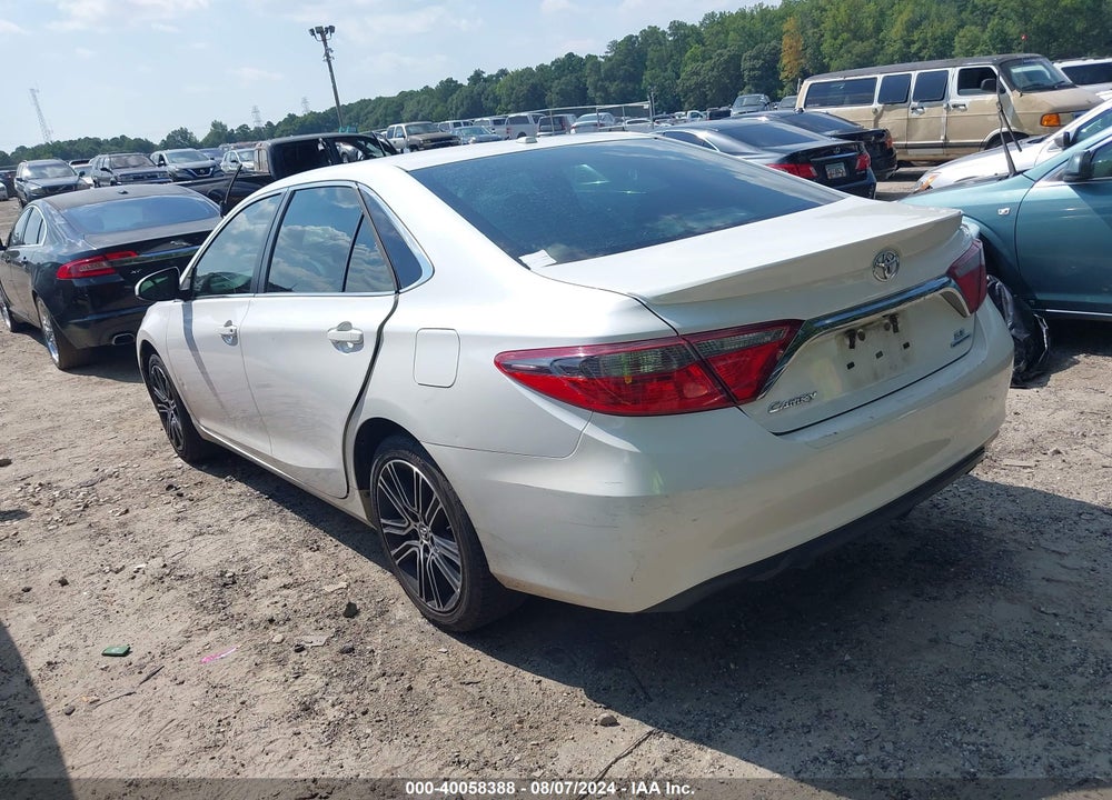 2016 TOYOTA CAMRY SE VIN: 4T1BF1FK7GU511371
