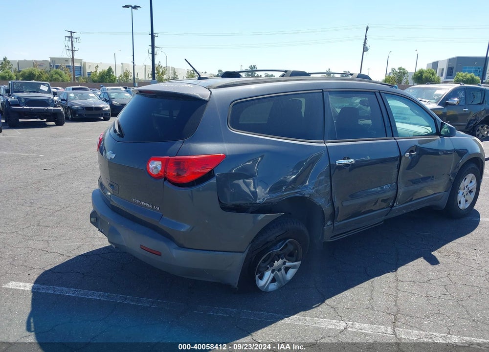 2012 CHEVROLET TRAVERSE LS VIN: 1GNKREED3CJ261278