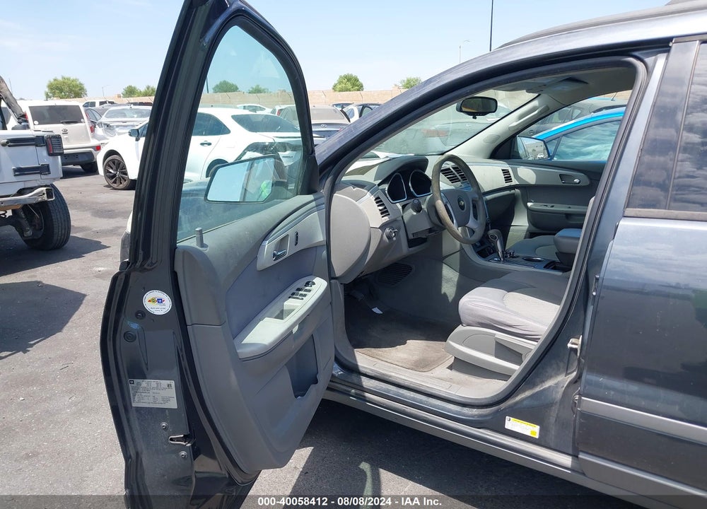 2012 CHEVROLET TRAVERSE LS VIN: 1GNKREED3CJ261278