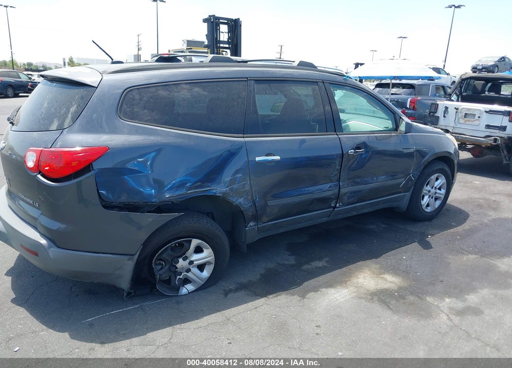 2012 CHEVROLET TRAVERSE LS VIN: 1GNKREED3CJ261278