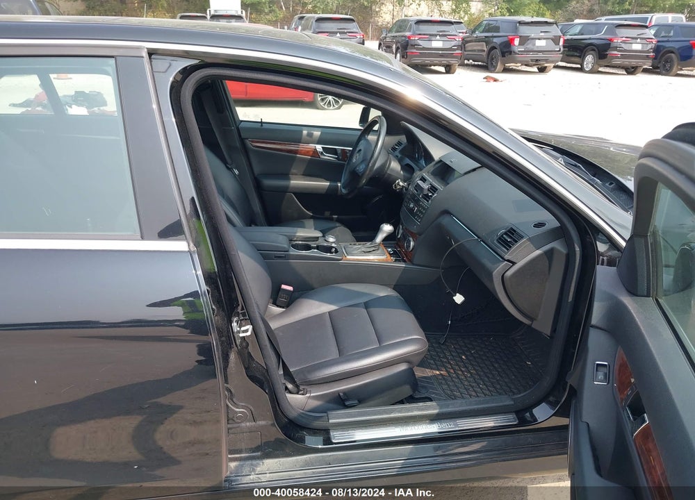 2010 MERCEDES-BENZ C 300 LUXURY 4MATIC/SPORT 4MATIC VIN: WDDGF8BB7AR089269