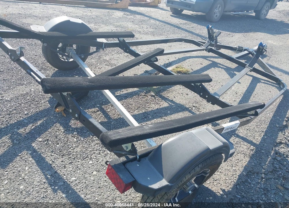 2022 KARAVAN 17' WATER TRAILER VIN: 5KTWS1713NF549344