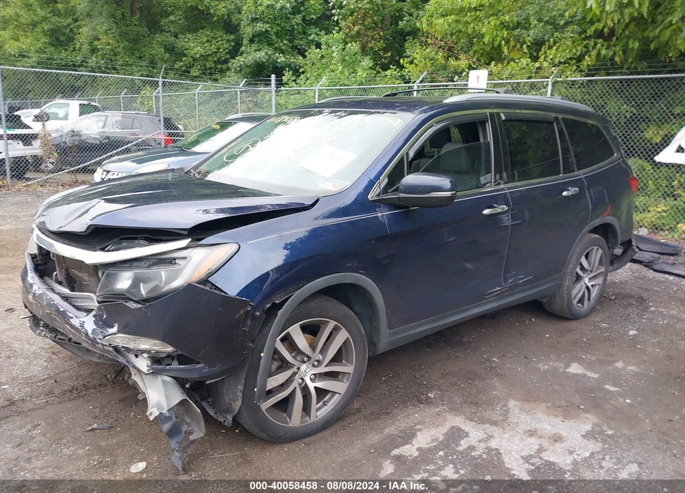 2017 HONDA PILOT TOURING VIN: 5FNYF6H91HB030290