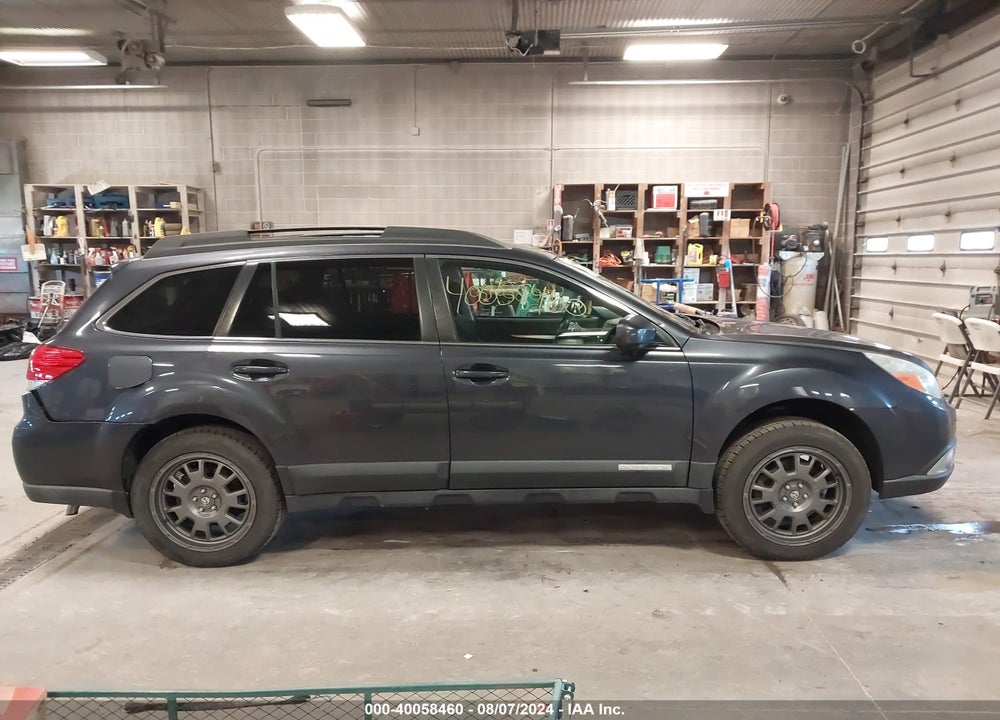 2010 SUBARU OUTBACK 3.6R PREMIUM VIN: 4S4BREFC0A2322507