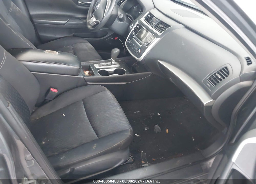 2017 NISSAN ALTIMA VIN: 1N4AL3AP7HN352022