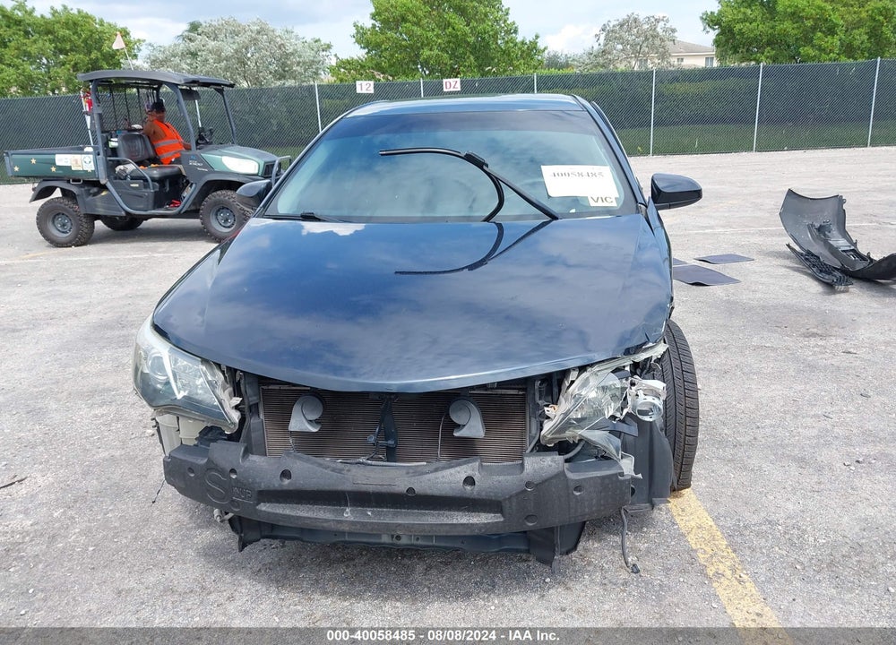 2013 TOYOTA CAMRY SE VIN: 4T1BF1FK5DU261740