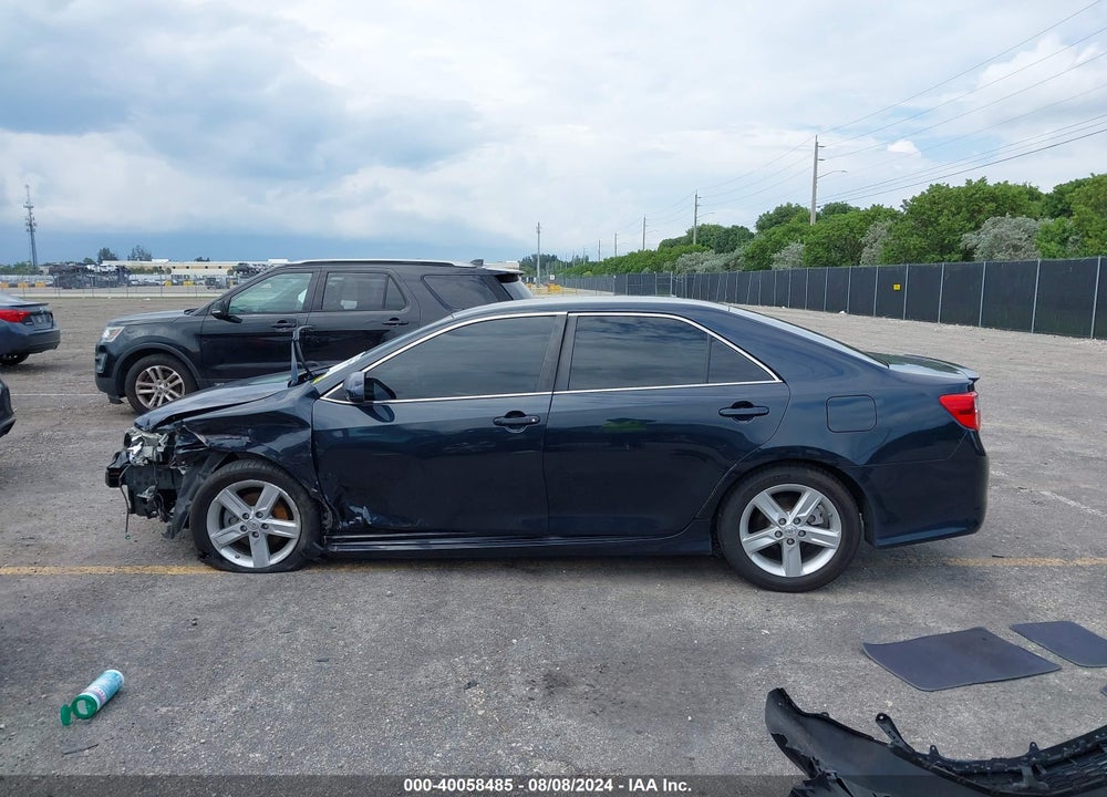 2013 TOYOTA CAMRY SE VIN: 4T1BF1FK5DU261740