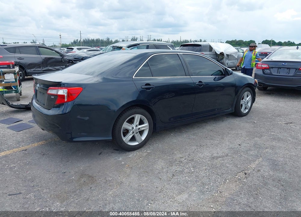 2013 TOYOTA CAMRY SE VIN: 4T1BF1FK5DU261740