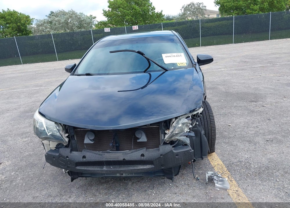2013 TOYOTA CAMRY SE VIN: 4T1BF1FK5DU261740