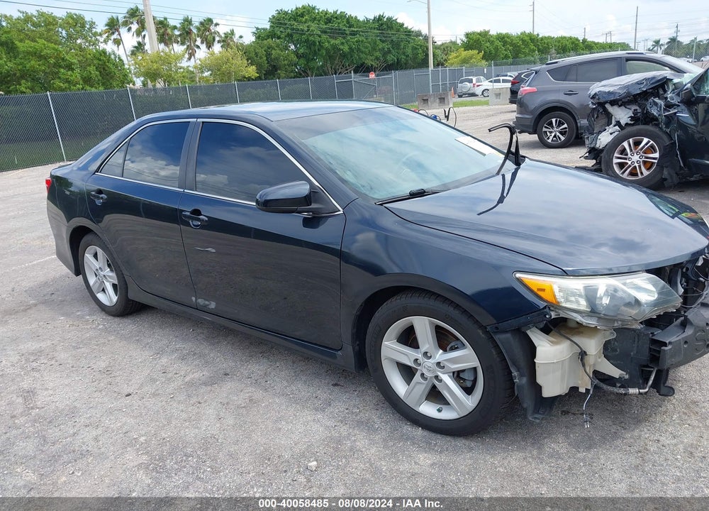 2013 TOYOTA CAMRY SE VIN: 4T1BF1FK5DU261740
