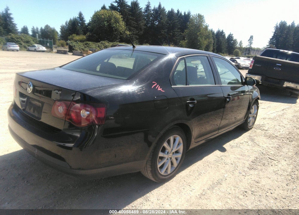 2010 VOLKSWAGEN JETTA S VIN: 3VWJZ7AJXAM076086