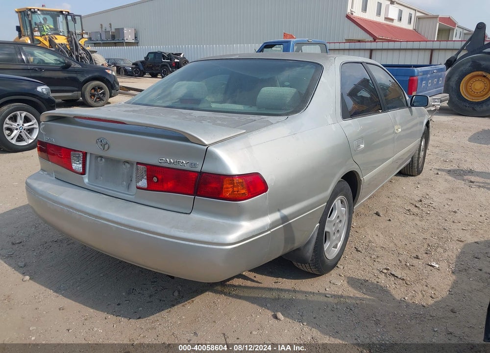 2001 TOYOTA CAMRY CE VIN: 4T1BG22K51U061266