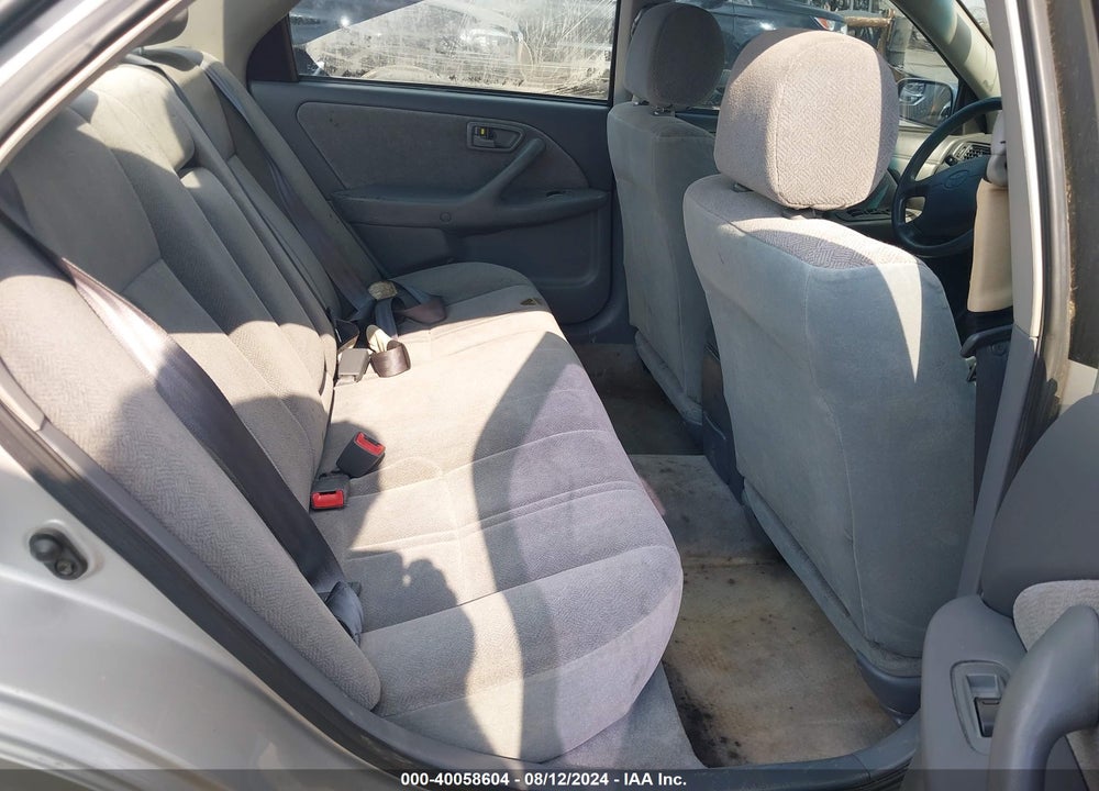 2001 TOYOTA CAMRY CE VIN: 4T1BG22K51U061266