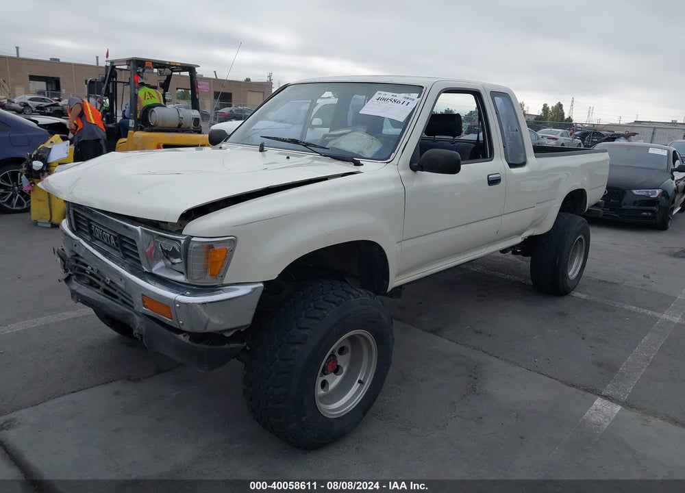 1989 TOYOTA PICKUP 1/2 TON EX LNG WHLBSE DLX VIN: JT4RN13P2K0004061